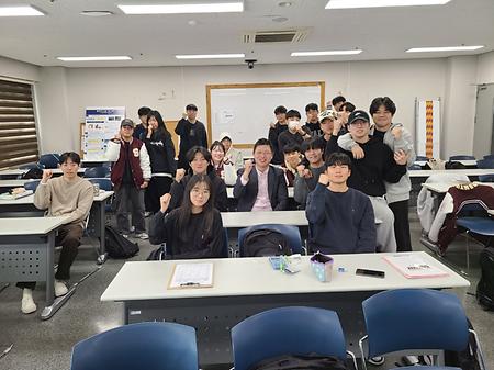 2023년 김용희('02)박사 특강 한국항만협회 이미지